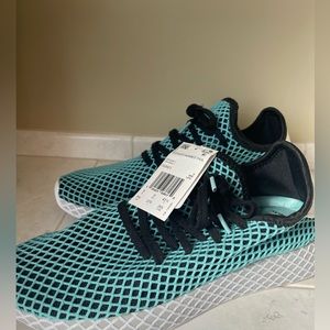 Parley x Deerupt Runner 'Core Black' - Teal